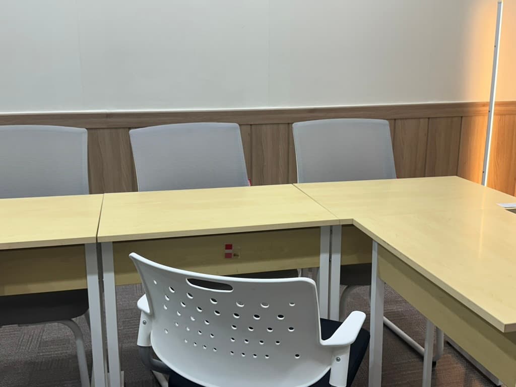 청주대명학원 수학전문관 수업 교실 내부
